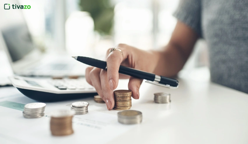 How Do You Calculate Annual Salary From an Hourly Wage?
